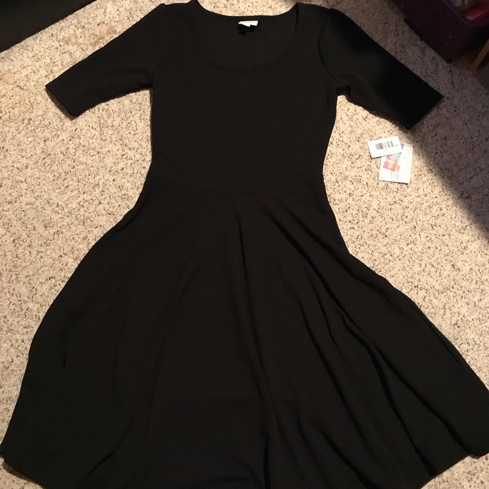 Black Lularoe Nicole NWT!